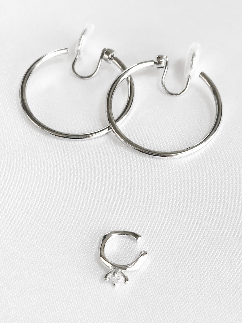 小物 OX JEWELRy Clip Ear Cuff OX JEWELRy Clip Ear Cuff | MB -there is a reaso