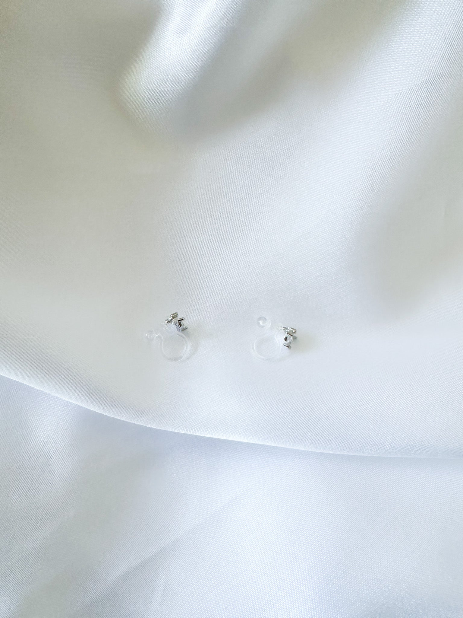 silver tiny crown stud resin clipon earrings