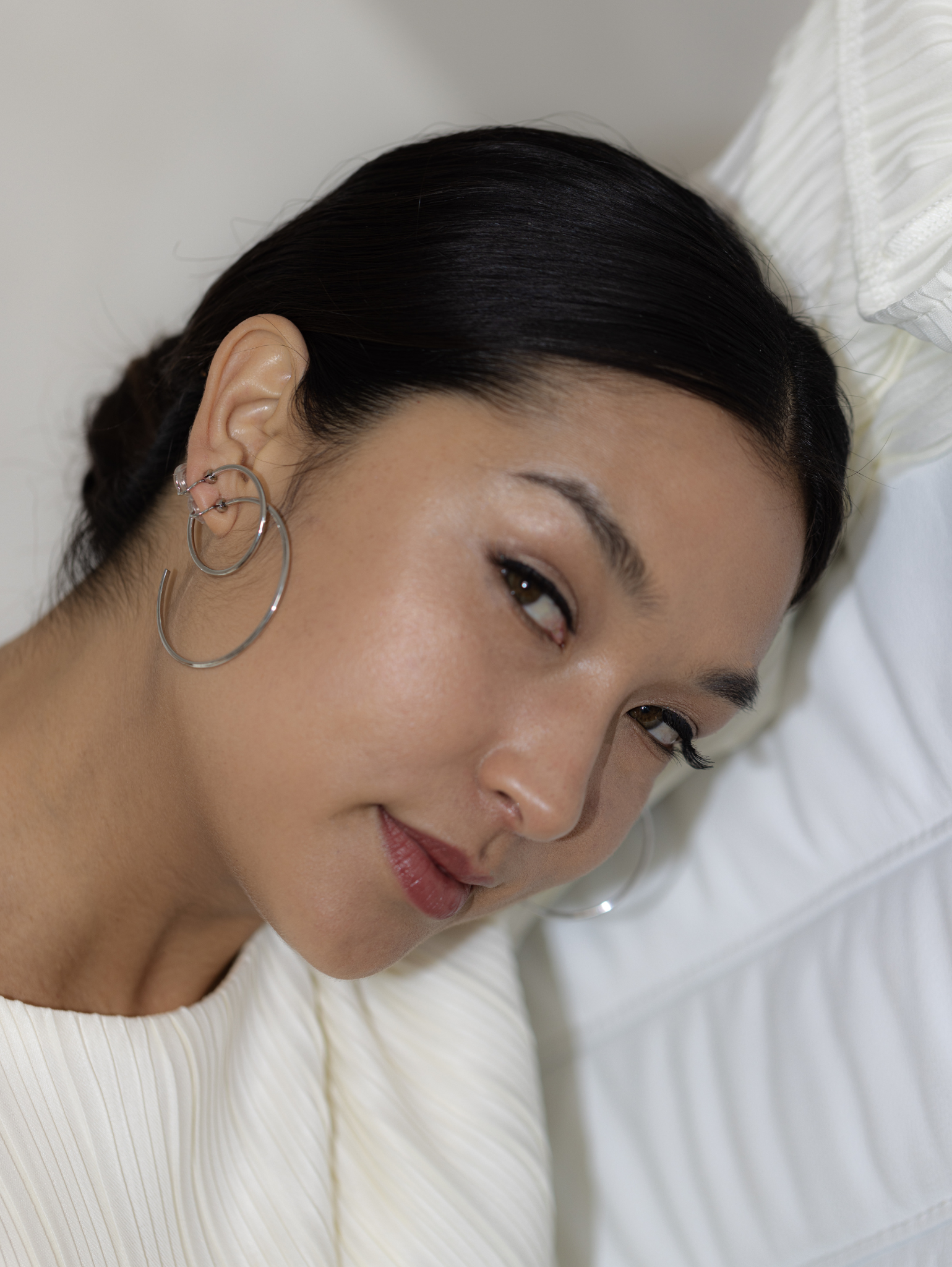 Mini Silver Nicole Clip-On Hoops - Chic and Elegant Accessory for Non-Pierced Ears
